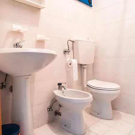 Cozy With Sunny Terrace In Apartamento *