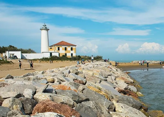 Cozy With Sunny Terrace In
